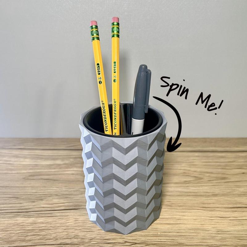 Prismatic Pen Cup with Spinning Divider