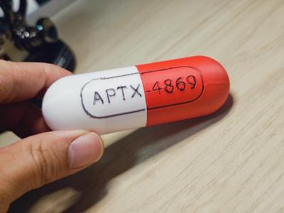Detective Conan APTX4869 Pill Case