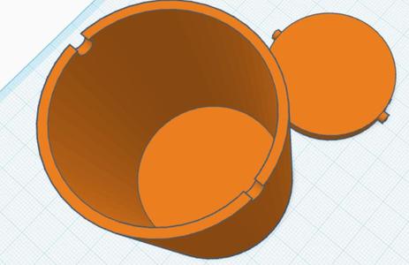 Simple Flip Lid Desktop Trash Can