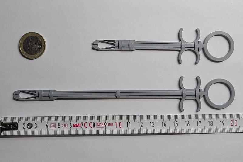 Ultra Thin Grippers / Tweezers (Compliant Mechanism)