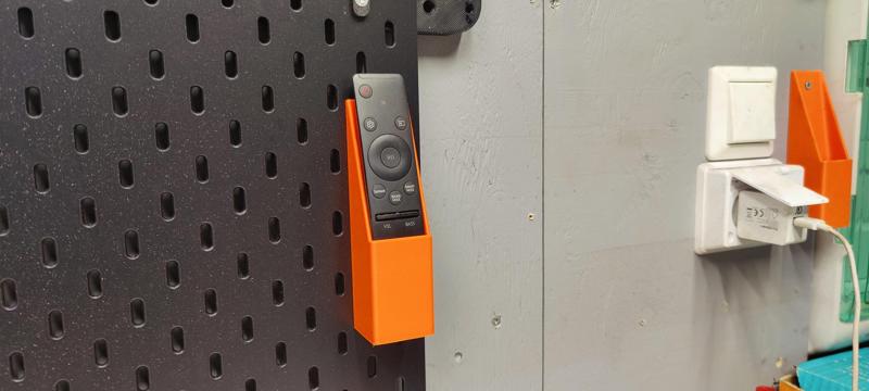 Samsung remote Skadis holder