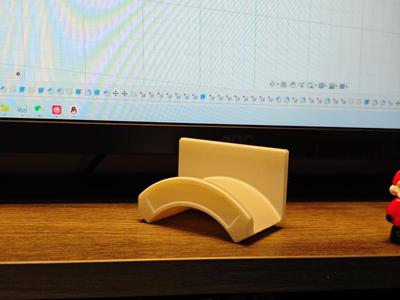Headphone stand (only compatible with metal IKEA pegboards with a thickness of 1.2mm)