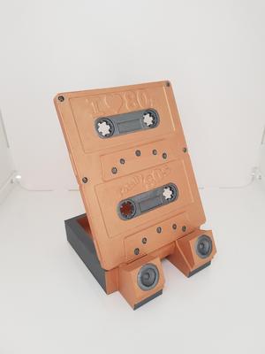 Phone stand_cassette shape