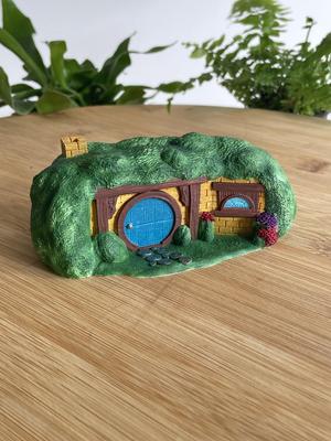 Miniature Turf House – Viking Medieval Terrain