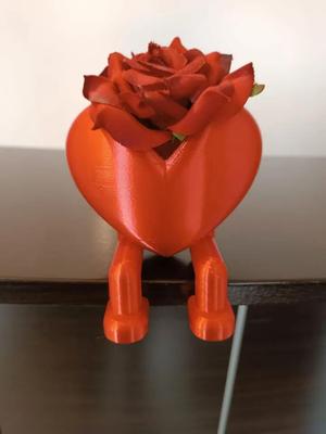 vase heart
