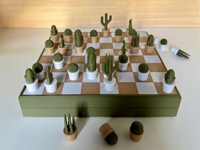 Chessactus, chess set.