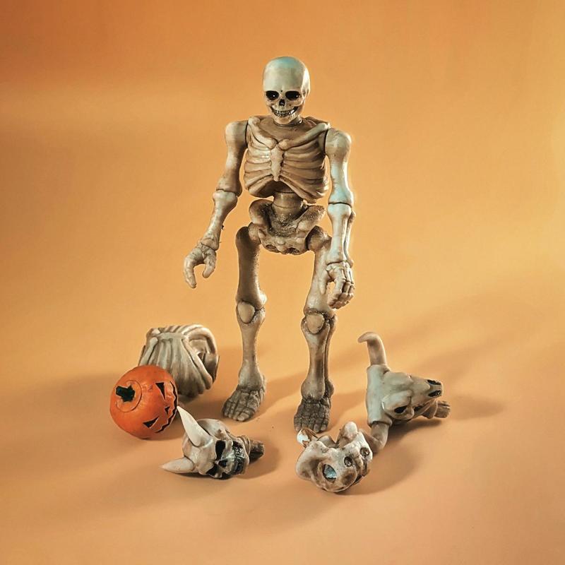 Monsieur Squelette skeleton action figure