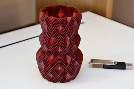 Vase 823