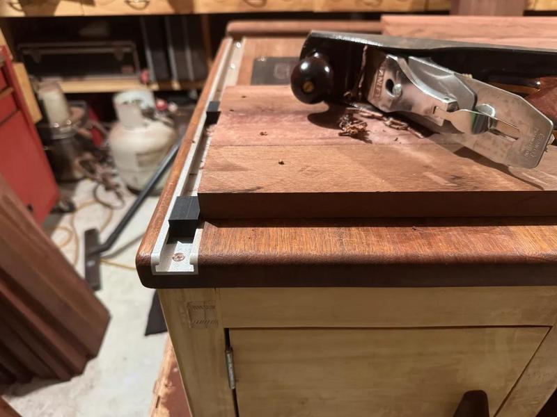 Planing Stop for Standard Tablet Saw T-Slot   