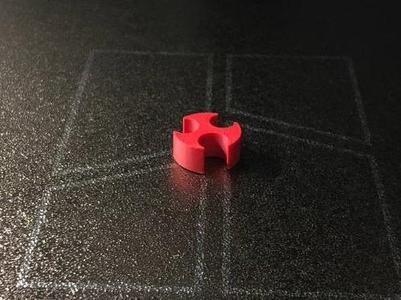 Simple Cable Clip for Power/Display/Monitor USB