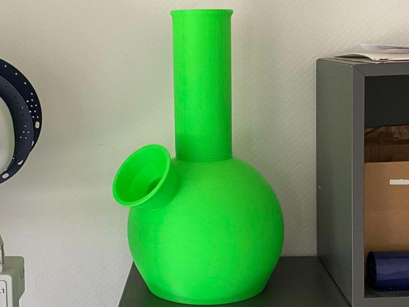 Comically Large Bong