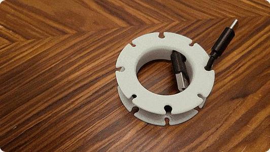 Simple Cable Winder