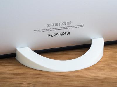 Vertical Laptop Stand (Macbook Pro)