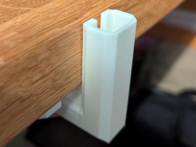 Underware 2.0 - Desk edge channel