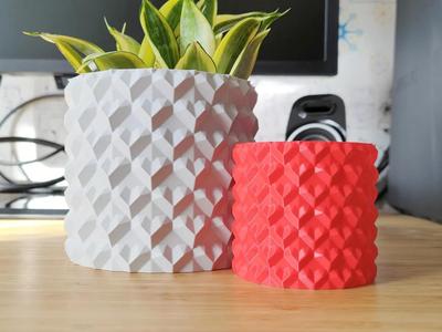 Valentine’s Day Love Heart Plant pot and Planter – Vase mode design