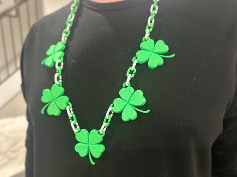 St Patrick’s Day Shamrock Chain Necklace / Garland