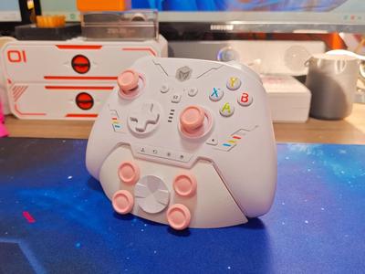 3D-printed dock for storing the Mojiang Rainbow 2SE gamepad