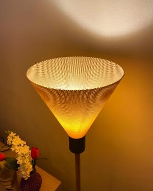 Dega Floor Lamp – Sleek Modern Lighting