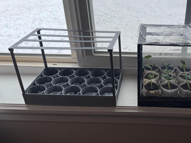 Small Seed starter Greenhouse ultra-light