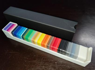 Case for filament swatches