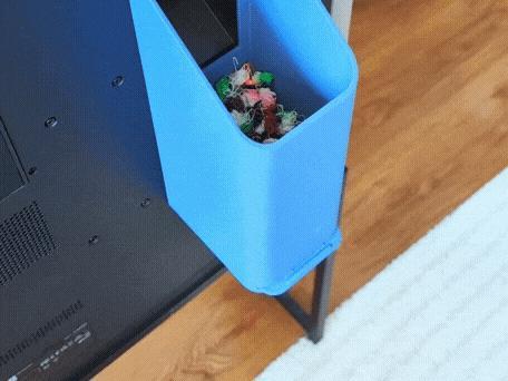H2D Quick-Release Poop Chute Catcher