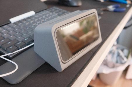 ONLY PHONE CHARGER iPhone Standby Mode Dock Adjustable f3d File | ScottYu-Jan & OVERWERK